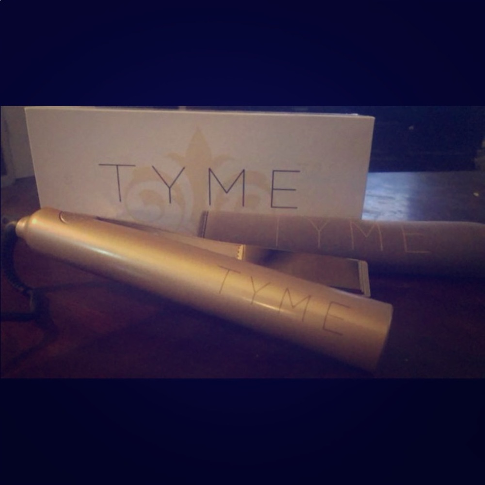 Tyme hair straightener